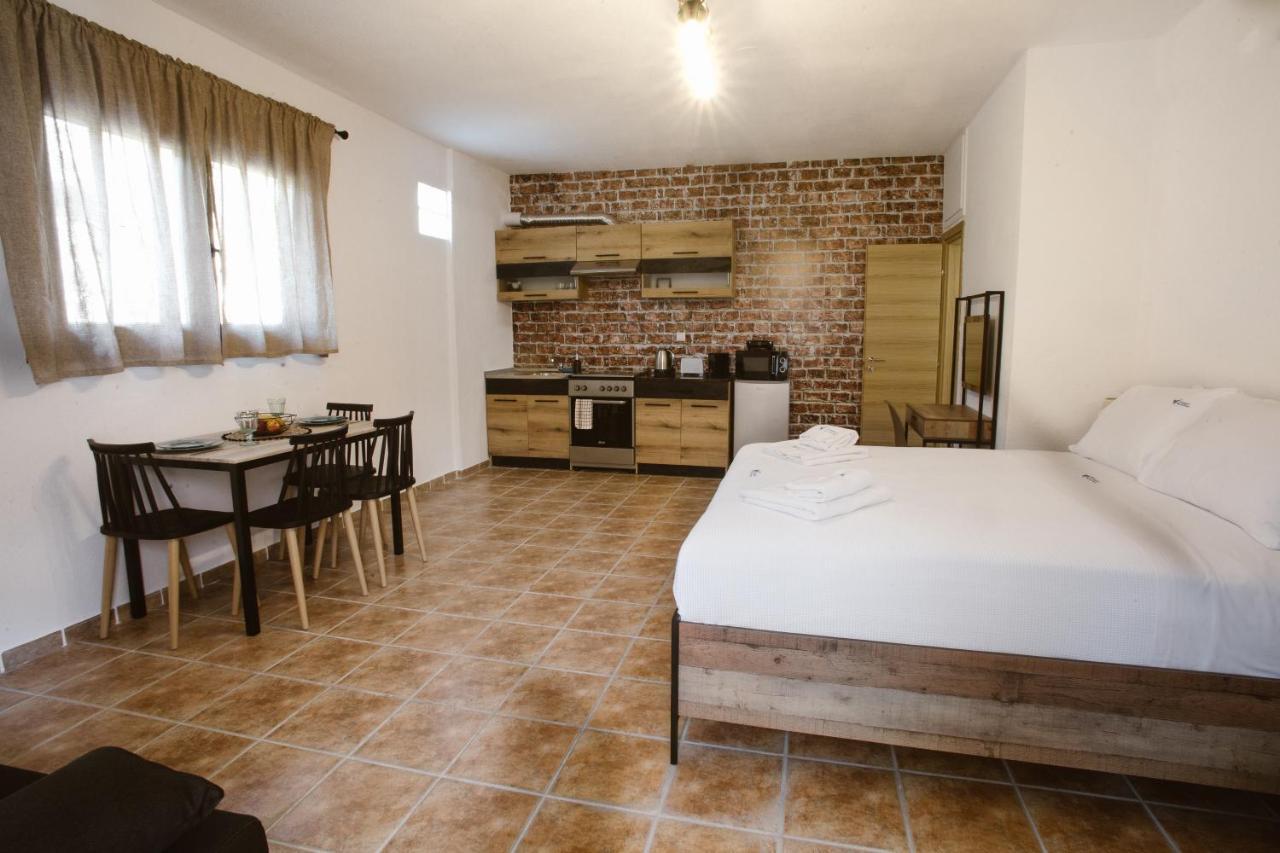 Joseph Village Apartments Фурка Екстер'єр фото