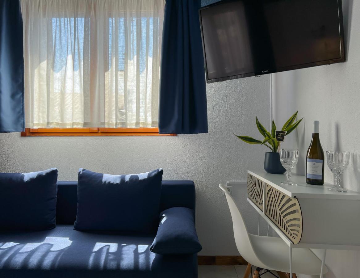 Joseph Village Apartments Фурка Екстер'єр фото